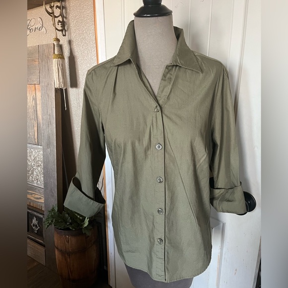 Top /button down Shirt  by  Columbia - Picture 1 of 6